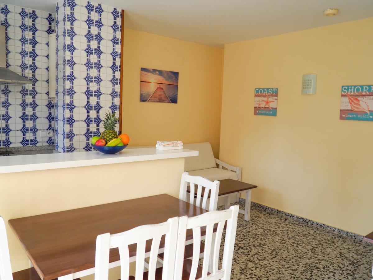 Apartamentos Cala Llonga Cala Llonga  Dış mekan fotoğraf