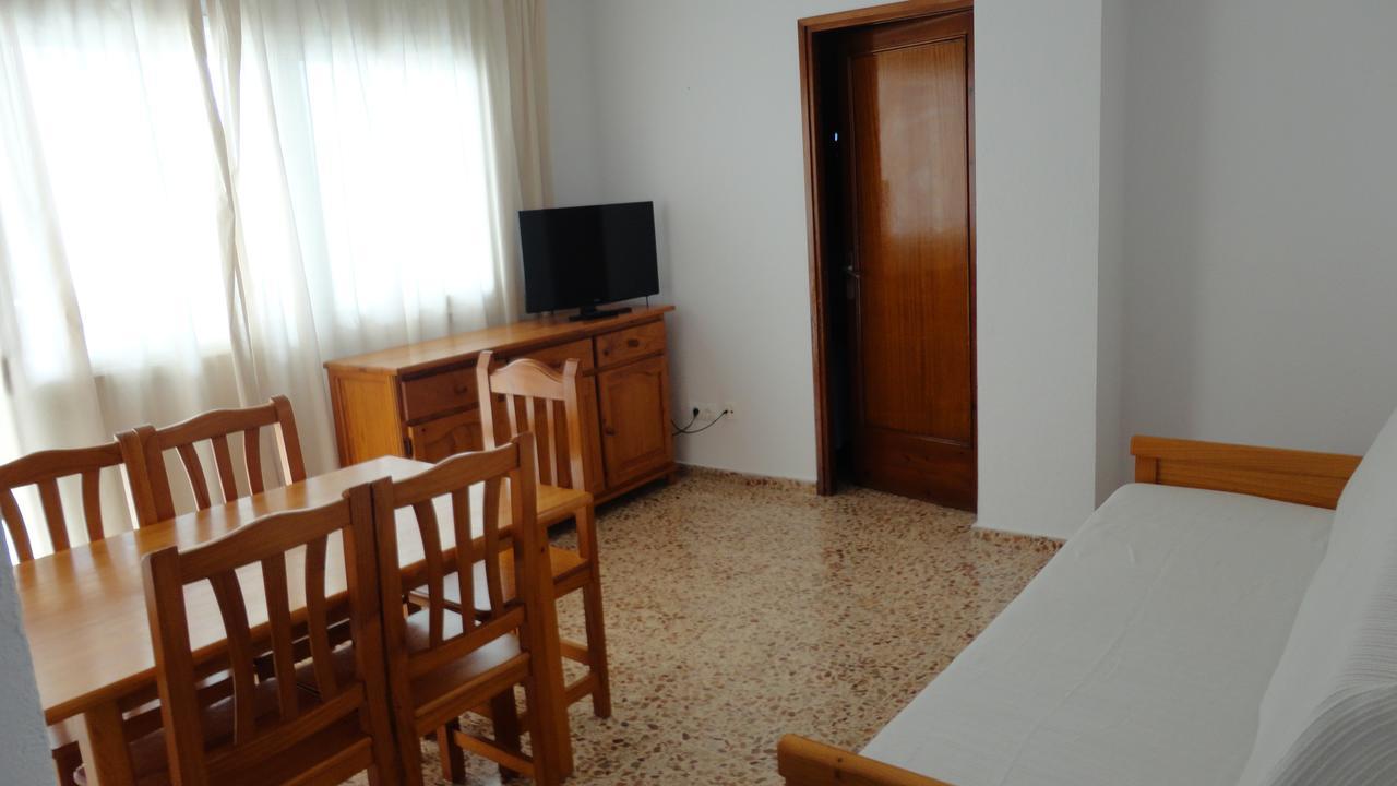 Apartamentos Cala Llonga Cala Llonga  Dış mekan fotoğraf